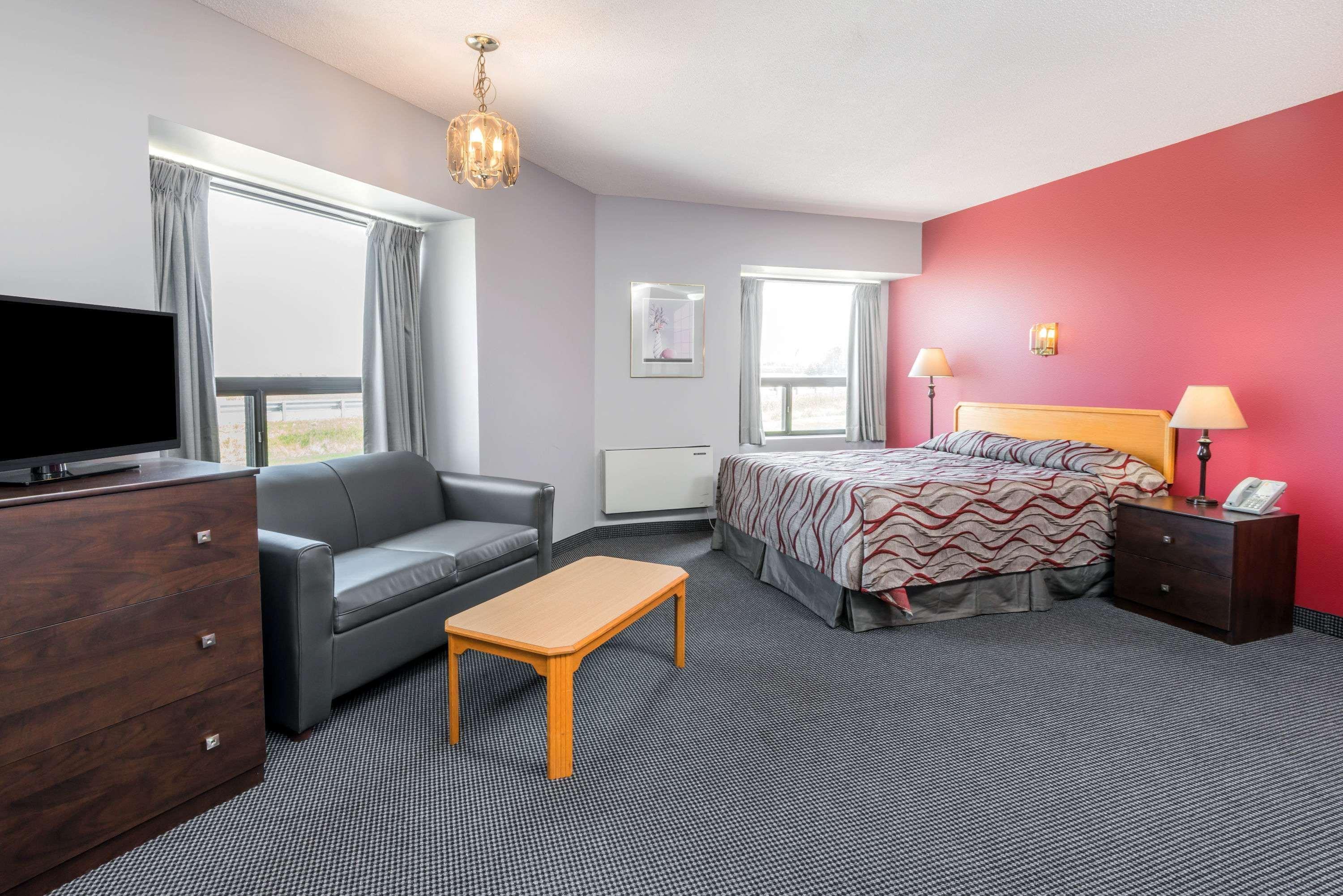 Hotel Super 8 Mount Hope/Hamilton International Airport Exterior foto