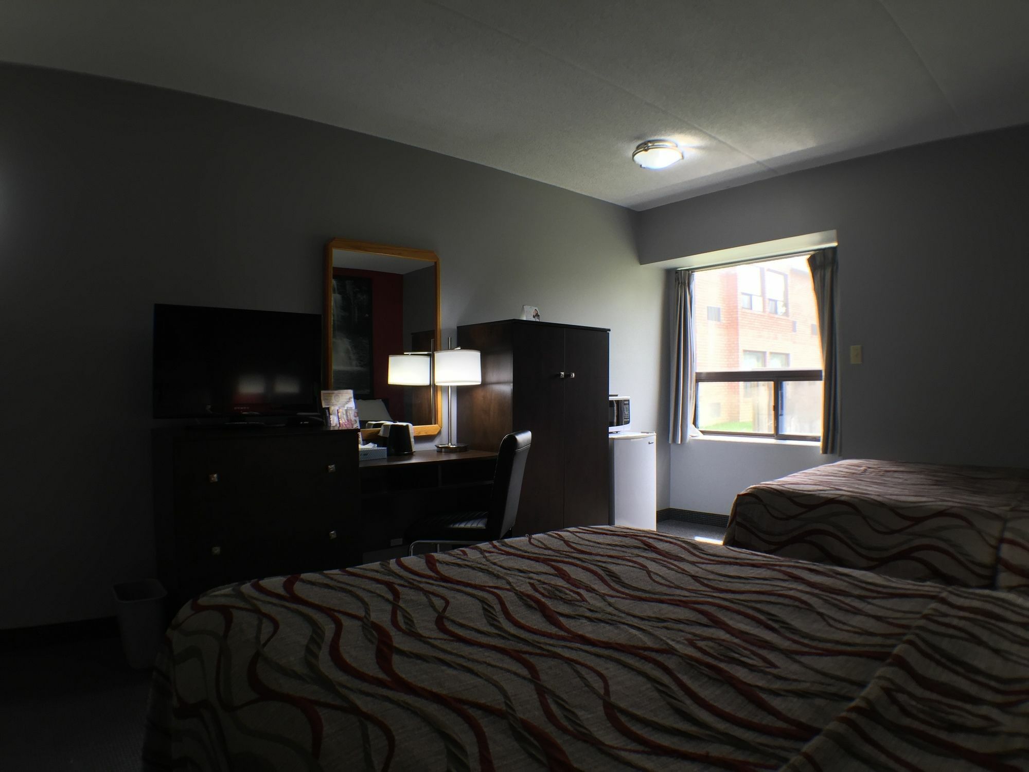 Hotel Super 8 Mount Hope/Hamilton International Airport Exterior foto